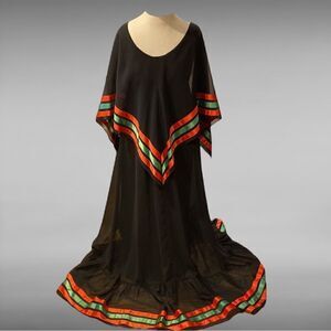 Foklorico Ranchero Dress